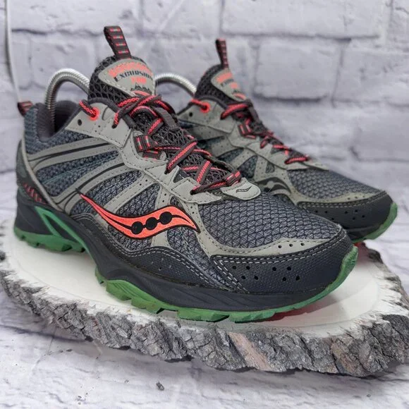 Saucony Excursion TR8 Women's Sz 8 Trail Shoes Sneakers Gray Pink Green S15203-2 - Picture 4 of 12